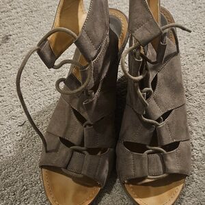 Melrose and Market Taupe Lace-Up Sandals